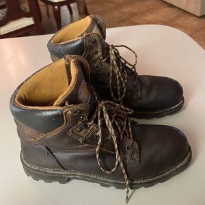 MEN’S CARHARTT SOFT TOE BOOTS